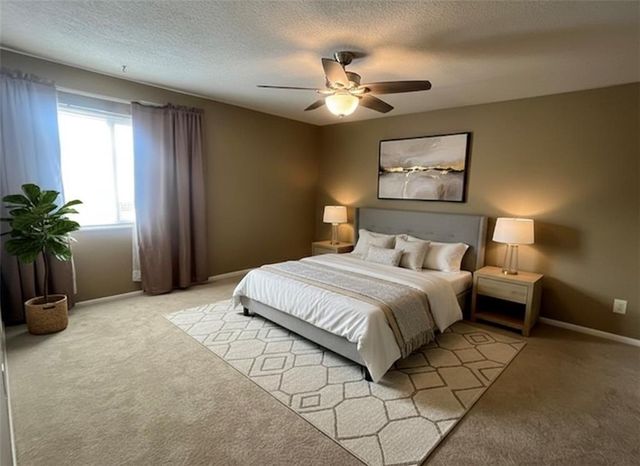 9624 Perry Lane E, Overland Park, KS 66212