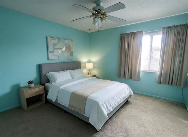 9624 Perry Lane E, Overland Park, KS 66212