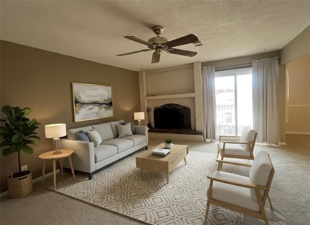 9624 Perry Lane E, Overland Park, KS 66212