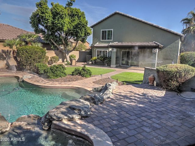 2918 E SALTSAGE Drive, Phoenix, AZ 85048