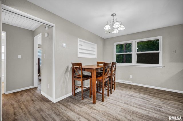 405 BIRD Avenue, Bartonville, IL 61607