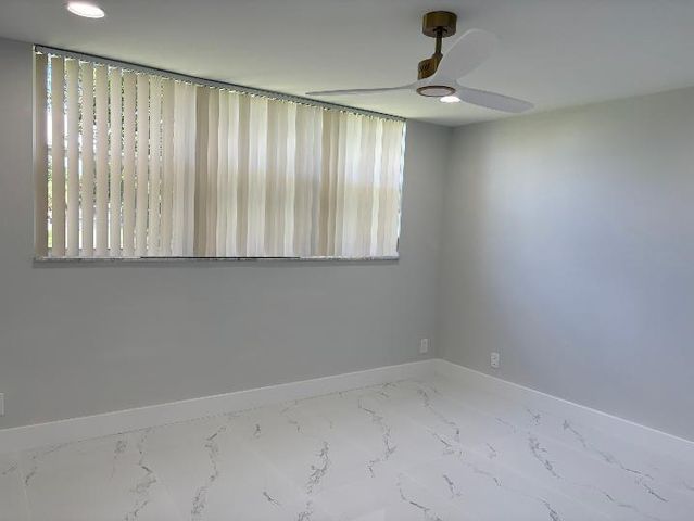 700 S Hollybrook Drive S 207, Pembroke Pines, FL 33025