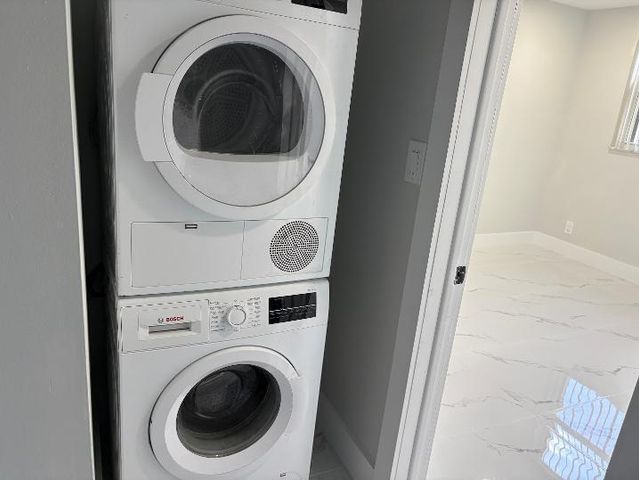 700 S Hollybrook Drive S 207, Pembroke Pines, FL 33025