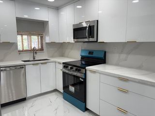 700 S Hollybrook Drive S 207, Pembroke Pines, FL 33025