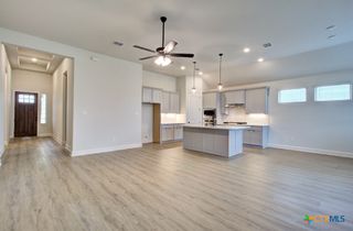 12197 Heartvine Parkway, Schertz, TX 78154