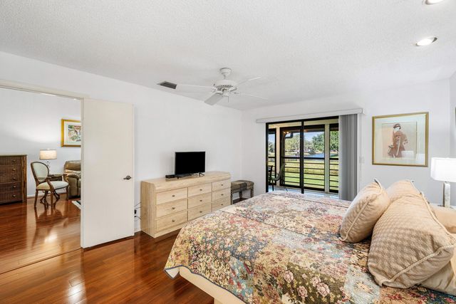 10137 Mangrove Drive 203, Boynton Beach, FL 33437