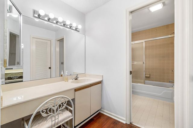 10137 Mangrove Drive 203, Boynton Beach, FL 33437