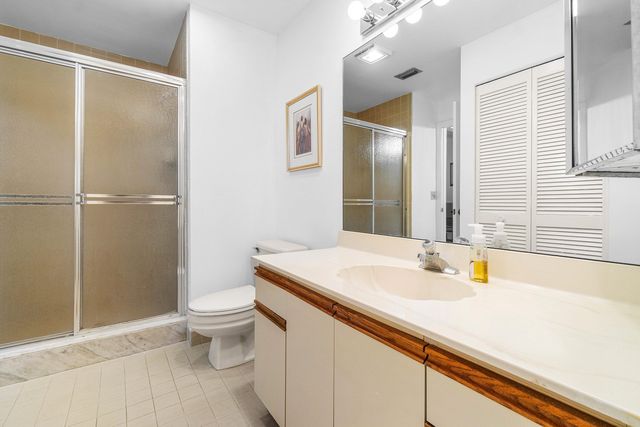 10137 Mangrove Drive 203, Boynton Beach, FL 33437