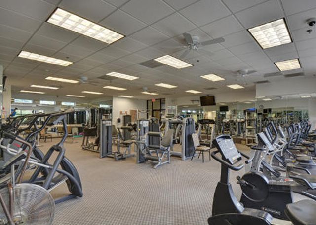 10137 Mangrove Drive 203, Boynton Beach, FL 33437