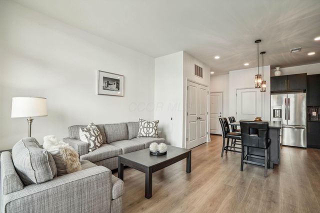 6633 Dale Drive, 416, Dublin, OH 43017