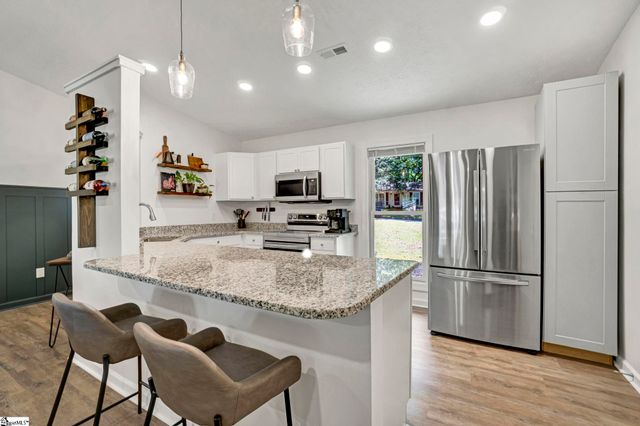 1 Heathrow Road, Greenville, SC 29605