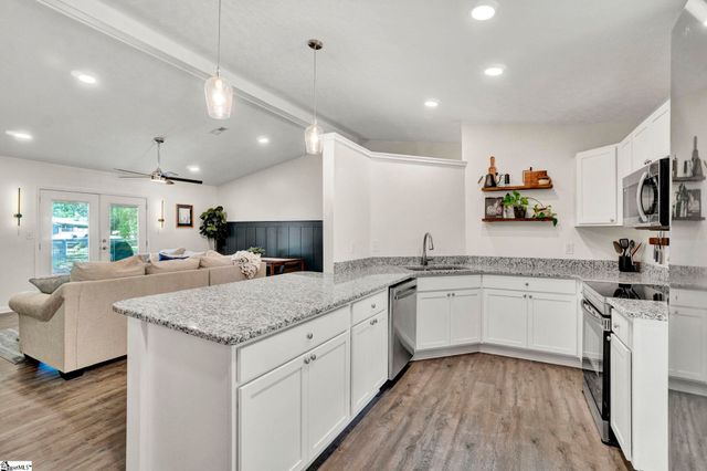 1 Heathrow Road, Greenville, SC 29605