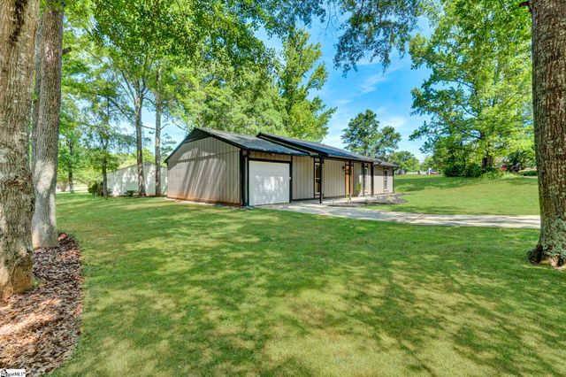 1 Heathrow Road, Greenville, SC 29605