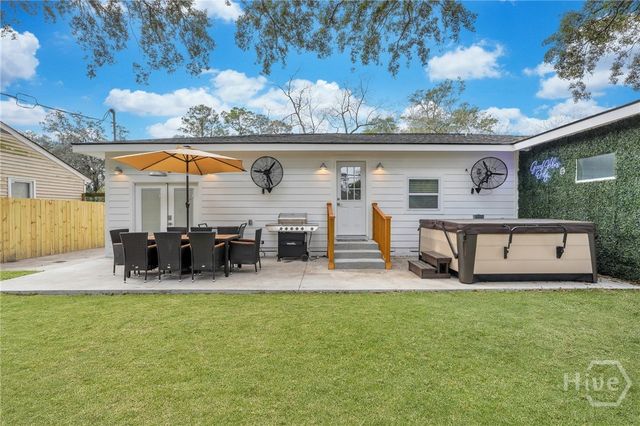 3130 Robertson Avenue, Savannah, GA 31404