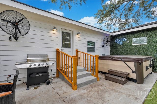 3130 Robertson Avenue, Savannah, GA 31404