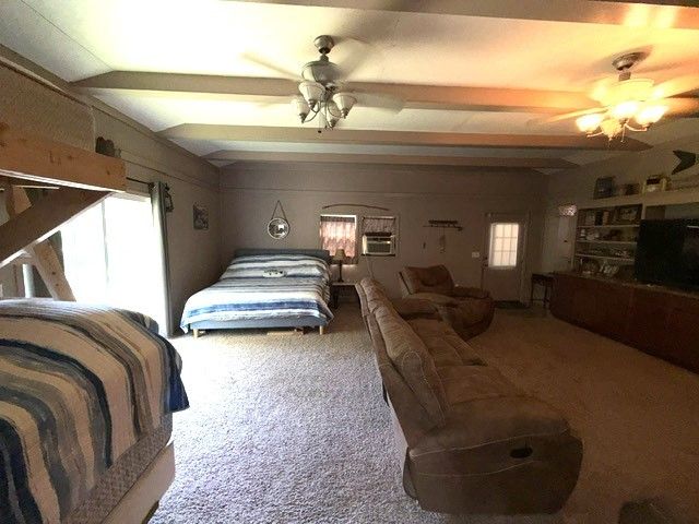 1101 W Jackson St, Shelbyville, TN 37160