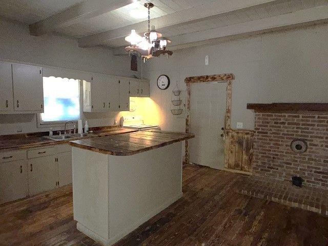 1101 W Jackson St, Shelbyville, TN 37160
