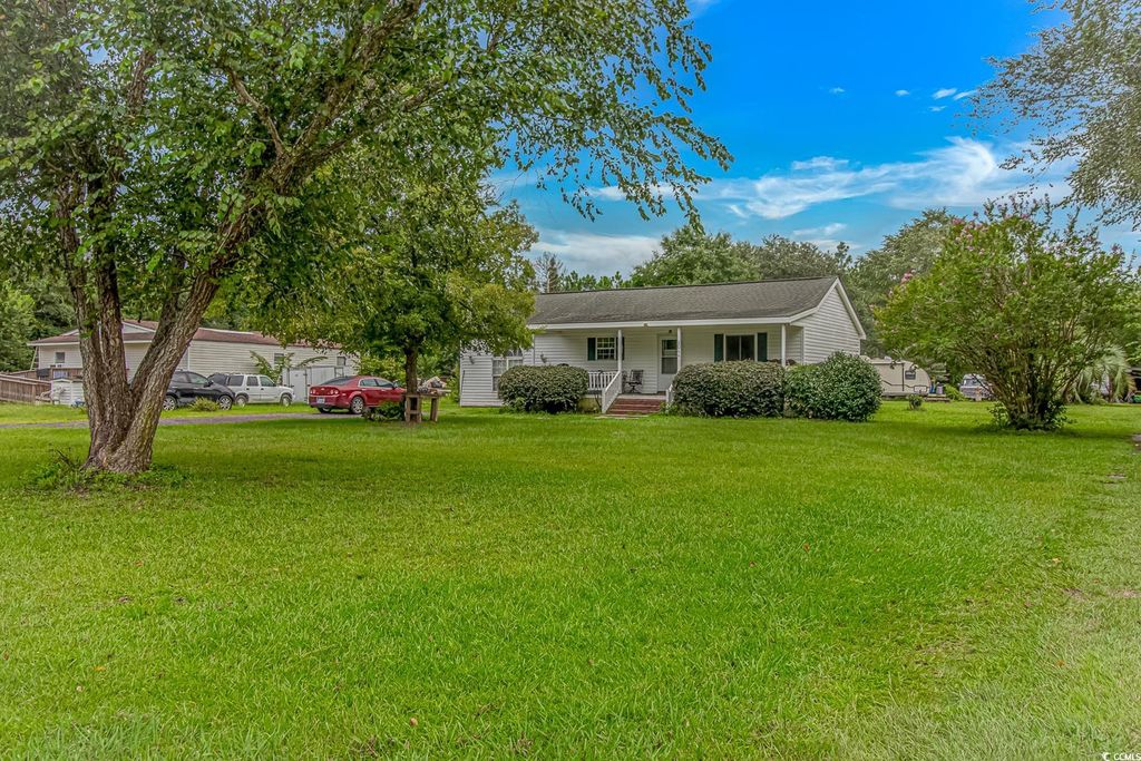 2064 Martin St., Loris, SC 29569
