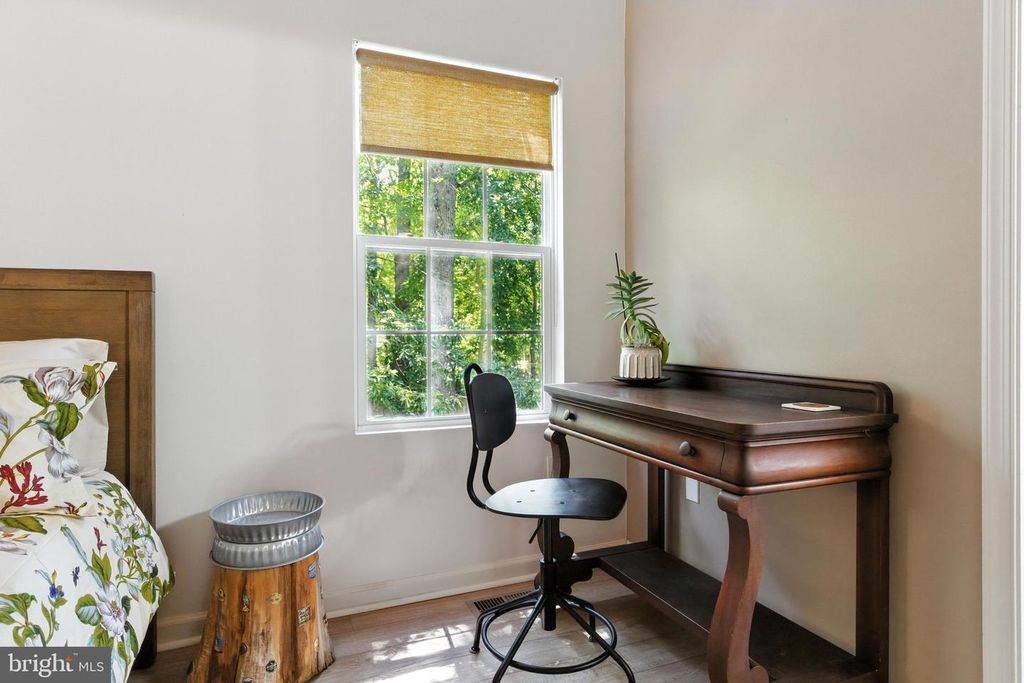 1037 BILTMORE AVE, West River, MD 20778