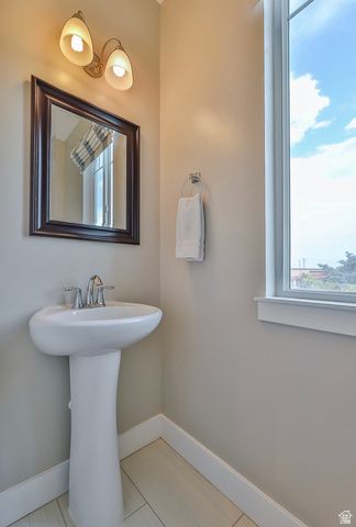 1954 N HILLCREST RD, Saratoga Springs, UT 84045