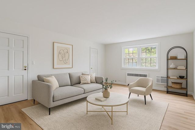 105 N GEORGE MASON DR N #105-2, Arlington, VA 22203