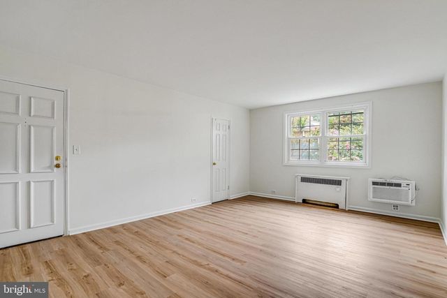 105 N GEORGE MASON DR N #105-2, Arlington, VA 22203