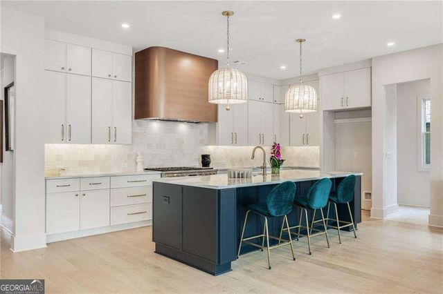 2991 Surrey Lane, Brookhaven, GA 30341