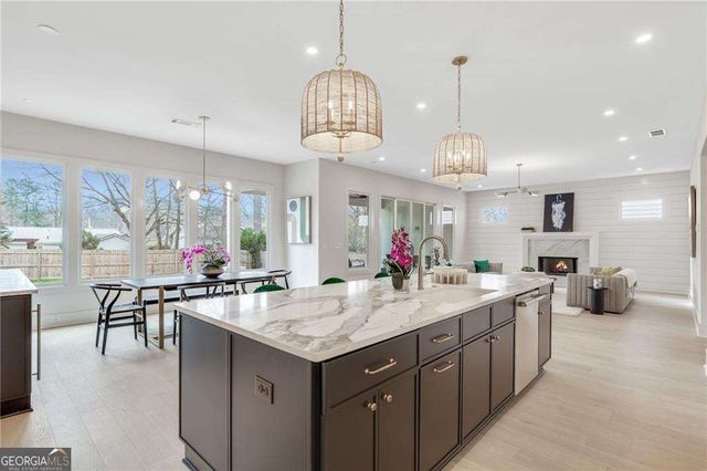 2991 Surrey Lane, Brookhaven, GA 30341