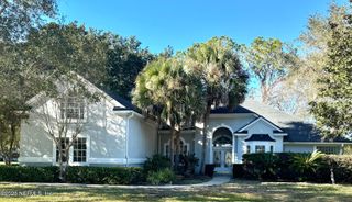 10098 CHESTER LAKE Road E, Jacksonville, FL 32256