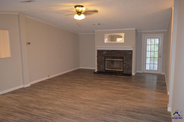 134 Bowers, Macon, GA 31217