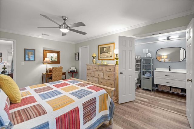 1598 NW 19TH CIRCLE, Gainesville, FL 32605