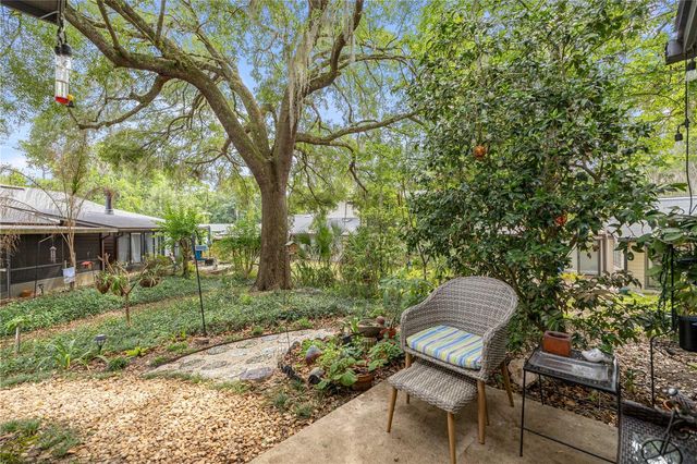 1598 NW 19TH CIRCLE, Gainesville, FL 32605