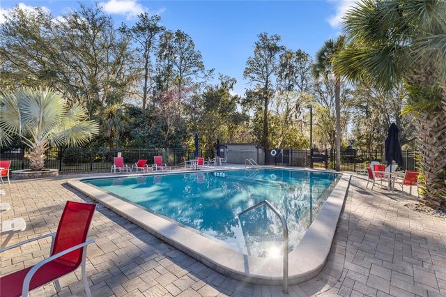 1598 NW 19TH CIRCLE, Gainesville, FL 32605