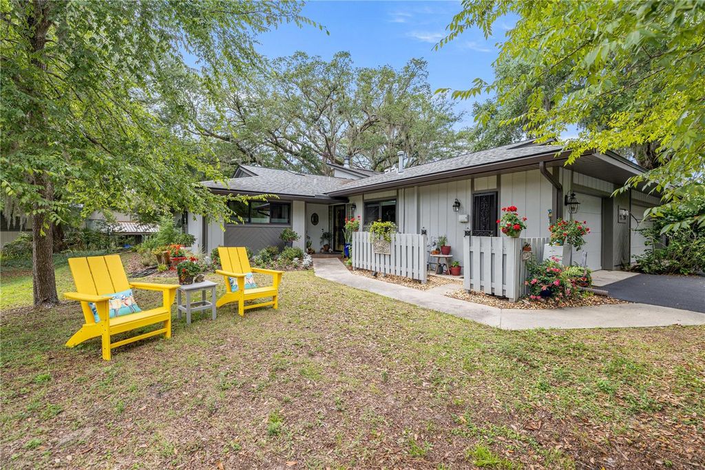 1598 NW 19TH CIRCLE, Gainesville, FL 32605