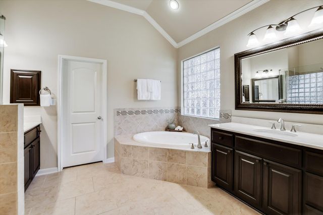 3526 Aquamarine DR, Round Rock, TX 78681