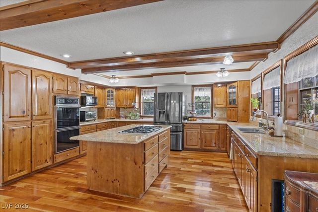 239 Crestview Drive, Mount Charleston, NV 89124