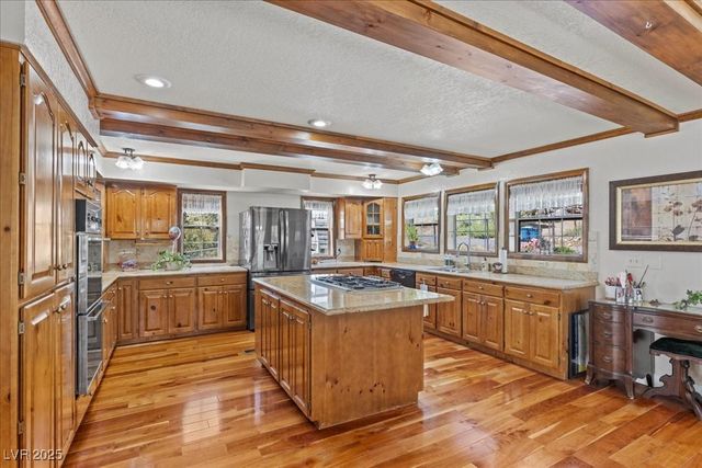 239 Crestview Drive, Mount Charleston, NV 89124