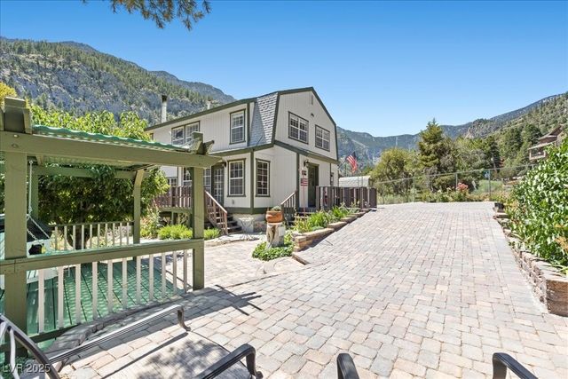 239 Crestview Drive, Mount Charleston, NV 89124