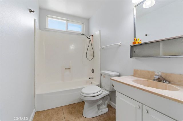 14789 Kimball, Hesperia, CA 92345