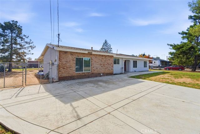 14789 Kimball, Hesperia, CA 92345