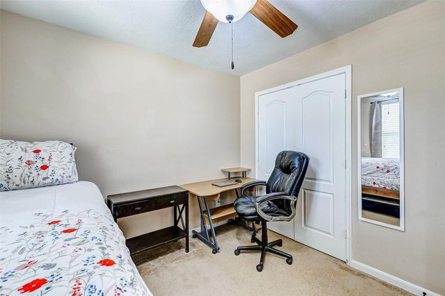 16107 Sweetwater Fields Lane B1, Tomball, TX 77377