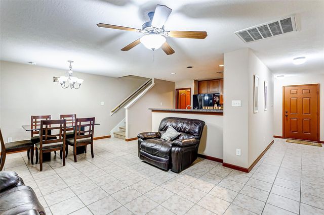 16107 Sweetwater Fields Lane B1, Tomball, TX 77377