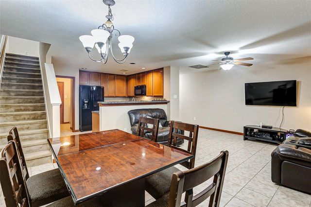 16107 Sweetwater Fields Lane B1, Tomball, TX 77377
