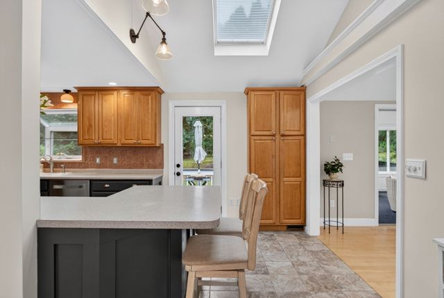 9 Dawn Drive, Chelmsford, MA 01824