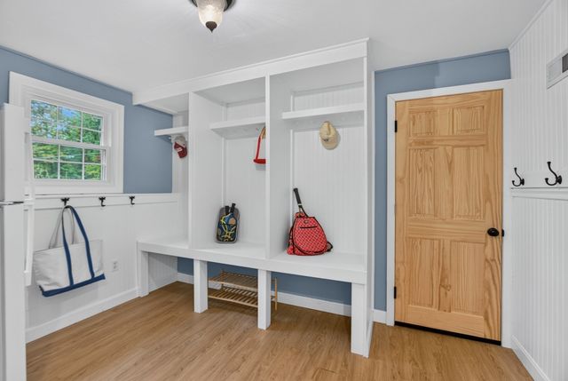 9 Dawn Drive, Chelmsford, MA 01824