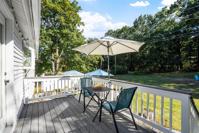 9 Dawn Drive, Chelmsford, MA 01824