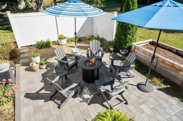 9 Dawn Drive, Chelmsford, MA 01824