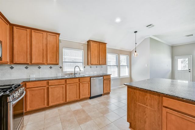 13719 Rolling River Lane, Houston, TX 77044