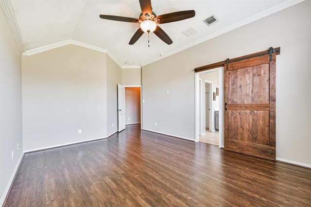 13719 Rolling River Lane, Houston, TX 77044