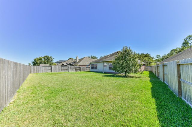 13719 Rolling River Lane, Houston, TX 77044